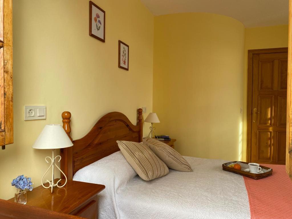 Apartamentos Rurales Casa de la Villa San Martin de Oscos Exterior foto